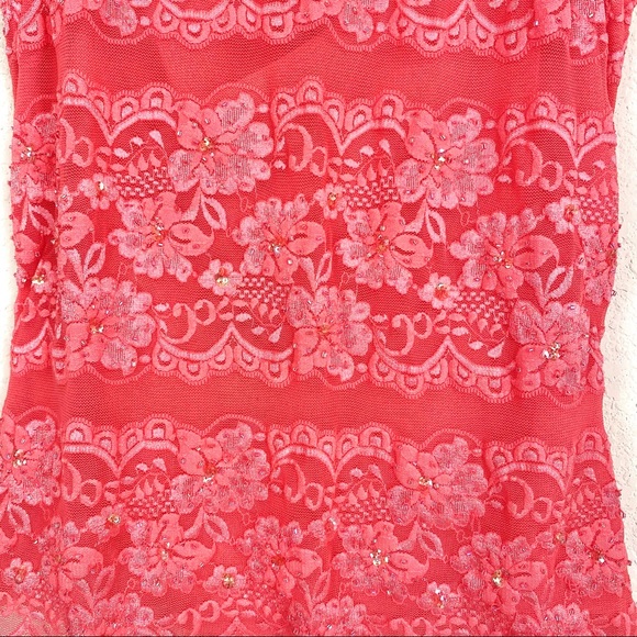 Cache Top NWT Coral Mock Neck Beaded Lace Halter - Picture 4 of 8
